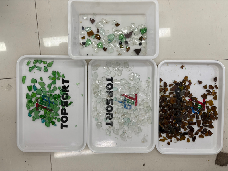 Clasificadora de colores de vidrio para reciclaje TOPSORT, clasifica el vidrio marrón.